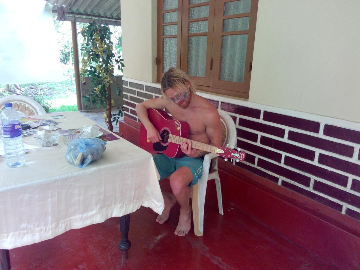 Dreams Garden Surf Lodge Midigama East Εξωτερικό φωτογραφία